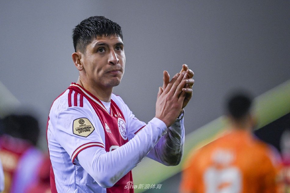 在起跳的一 在起跳的一